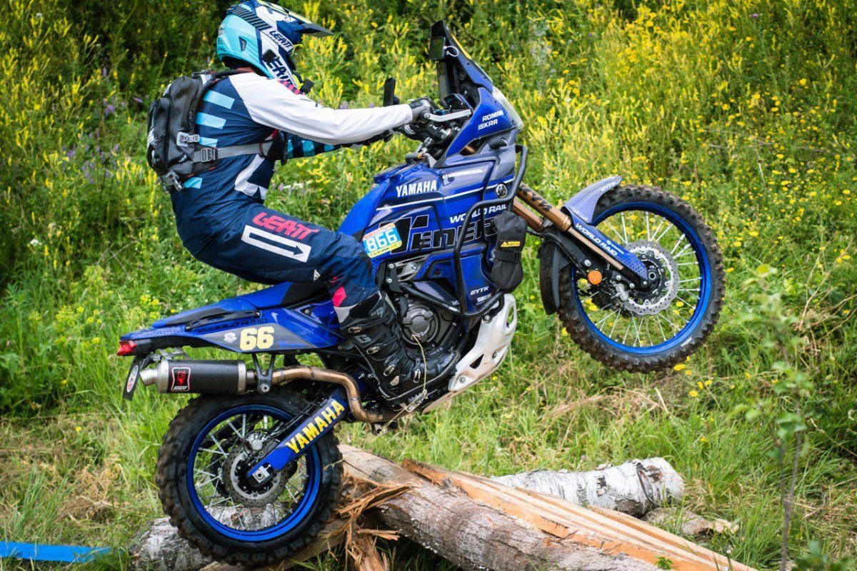 Yamaha Tenere   ₪ 1800    עיצוב אישי כולל הדבקה