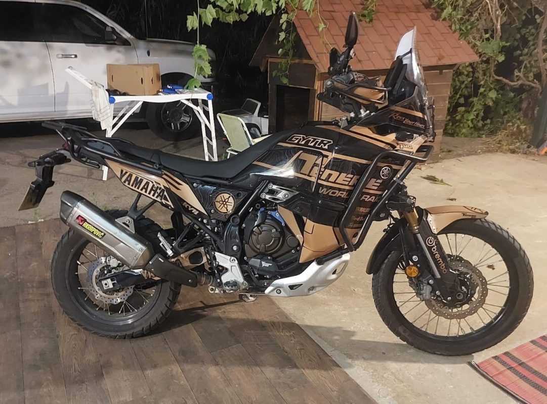 Yamaha Tenere   ₪ 1800    עיצוב אישי כולל הדבקה