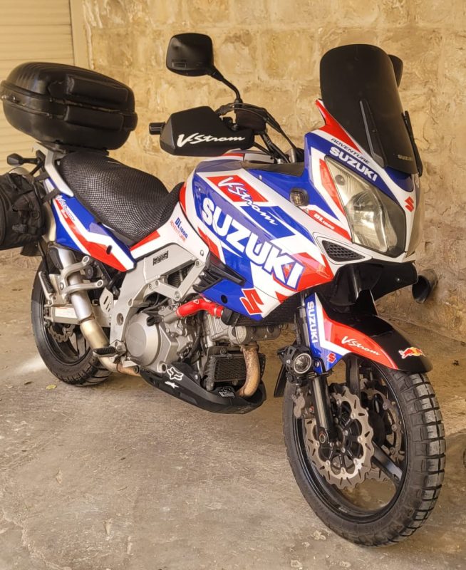 Suzuki V-Strom DL 1100   ₪ 1100    עיצוב אישי כולל משלוח עד הבית