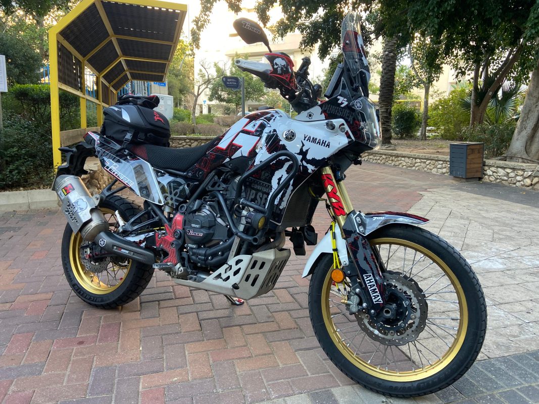 Yamaha Tenere   ₪ 1800    עיצוב אישי כולל הדבקה