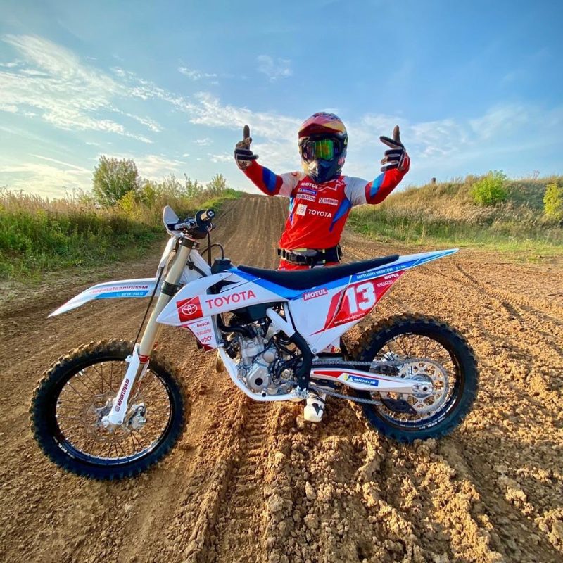 KTM SXF   ₪ 1650    עיצוב אישי חומר כרום כולל הדבקה