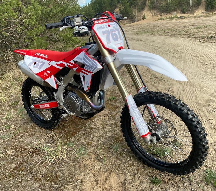 Honda CRF   ₪ 1050    עיצוב אישי כולל הדבקה