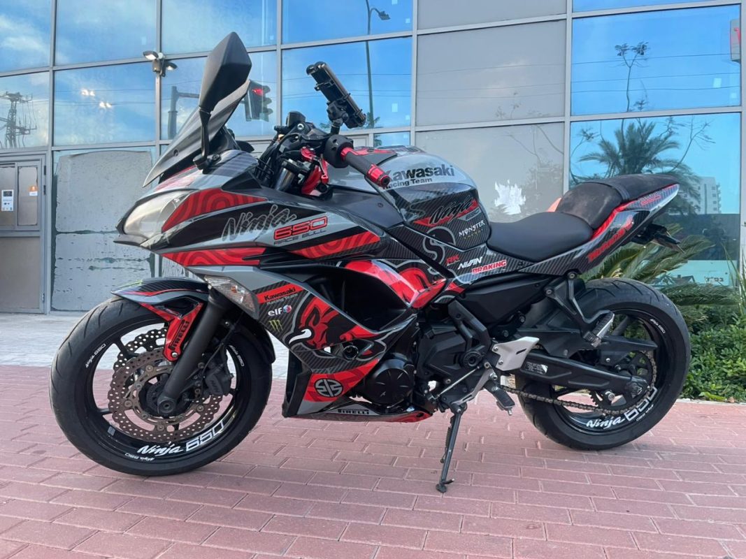 Kawasaki Ninja 650   ₪1800   עיצוב אישי + הדבקה