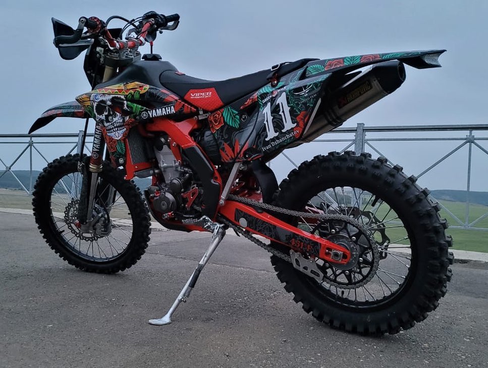Yamaha YZ   ₪ 1050    עיצוב אישי כולל הדבקה