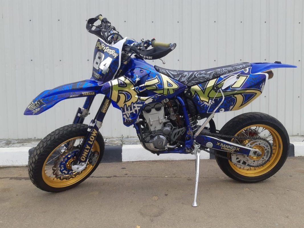 Yamaha YZ   ₪ 1600    עיצוב אישי חומר כרום כולל הדבקה