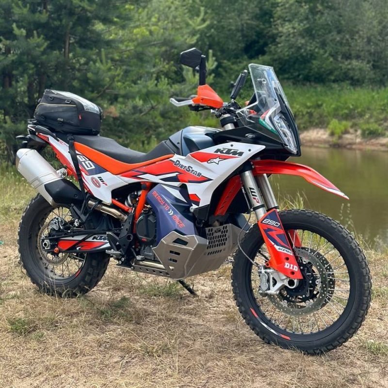 KTM ADV890   ₪ 1800    עיצוב אישי כולל הדבקה